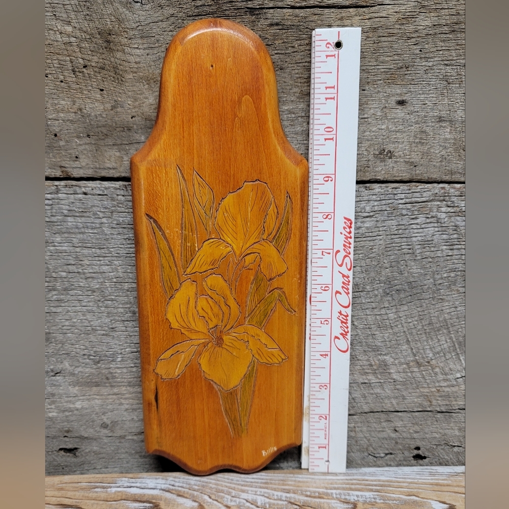 Wooden Boho Floral Iris Wall Hanger